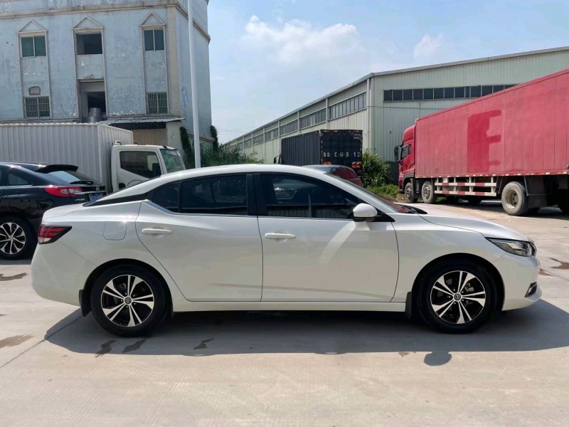 东莞20年日产轩逸8