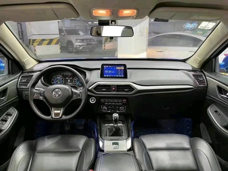 成都18年东风风光9