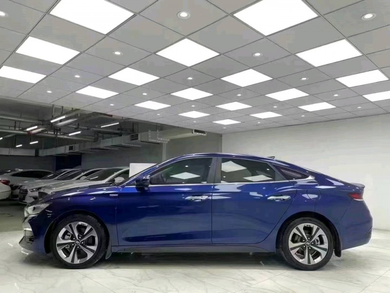 成都20年现代菲斯塔3