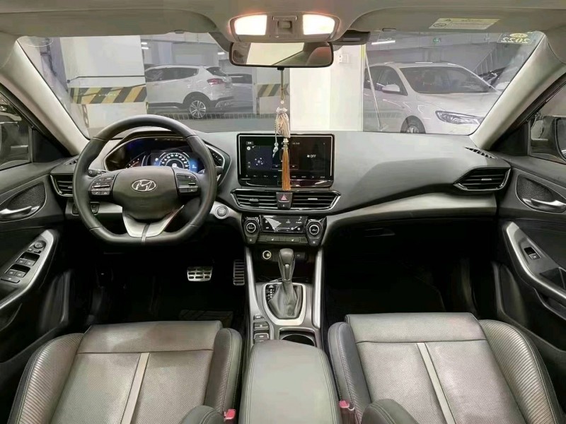 成都20年现代菲斯塔9