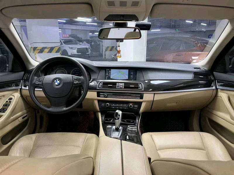 成都12年宝马5系9