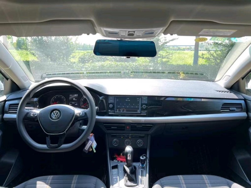 盐城20年大众朗逸8