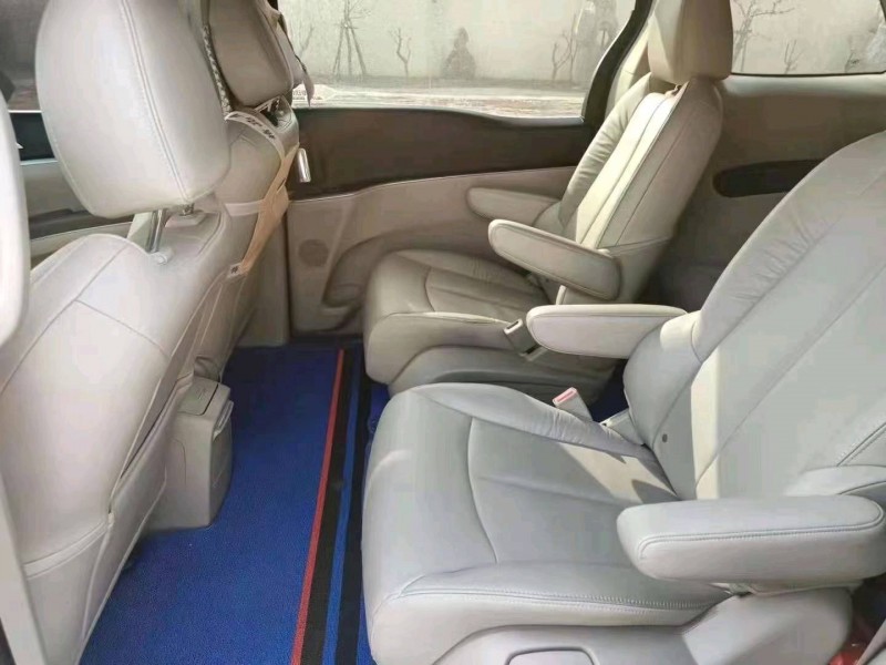 东营17年别克GL86