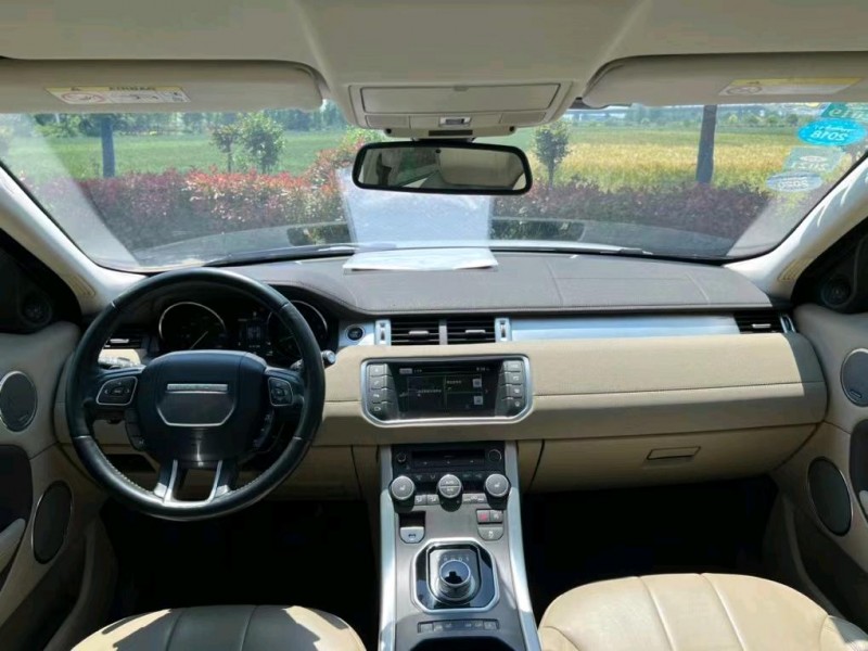 盐城17年路虎极光8