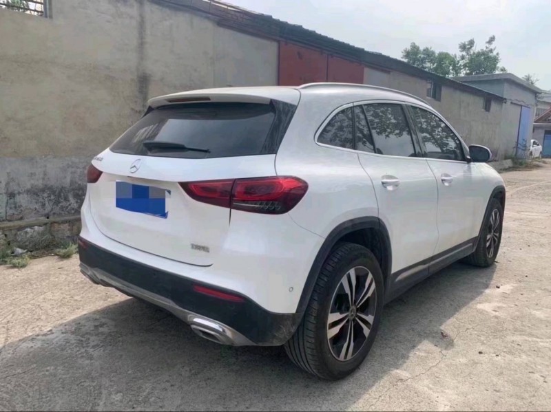 枣庄21年奔驰GLA6