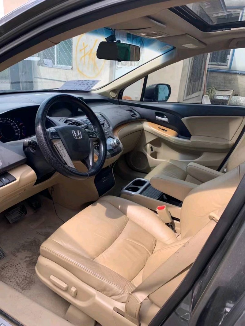 沈阳10年本田奥德赛7