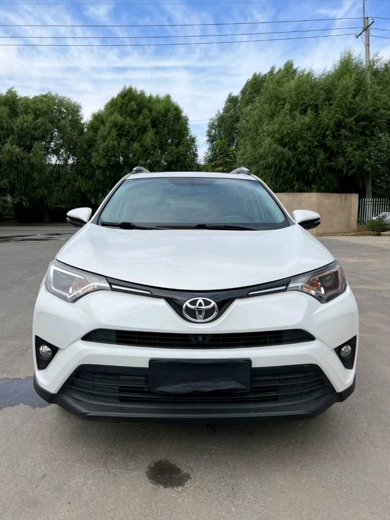 沈阳19年丰田RAV4荣放1