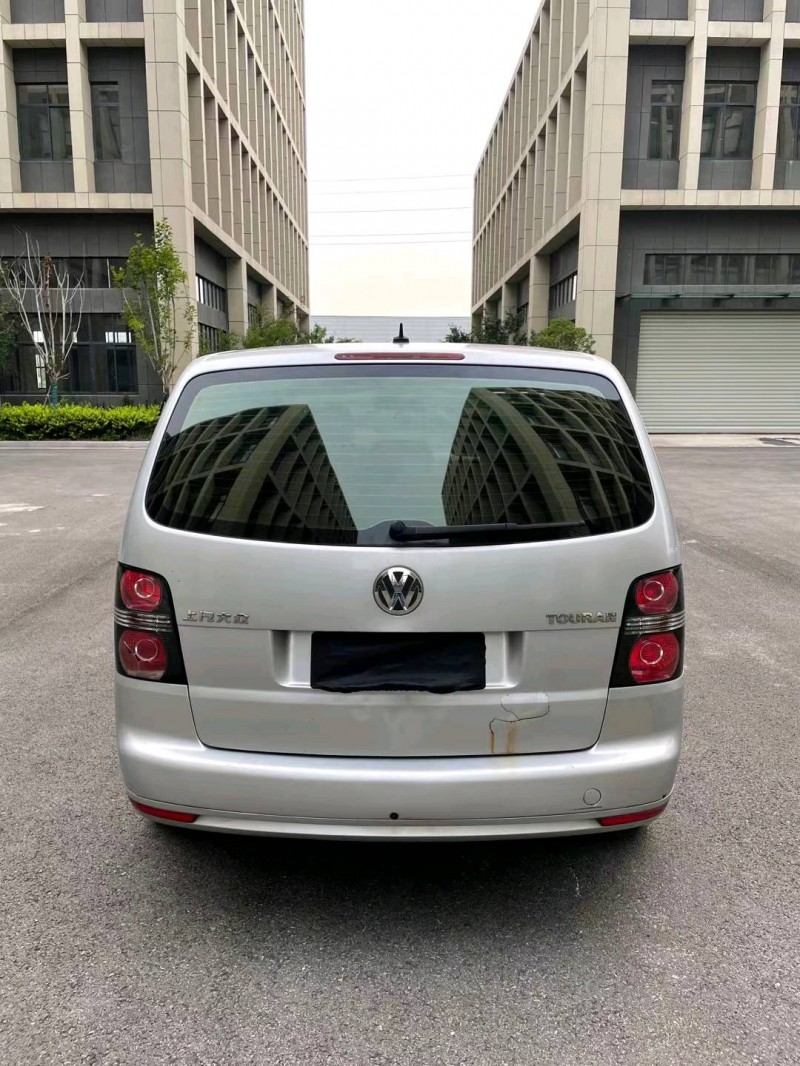 徐州17年大众途安9