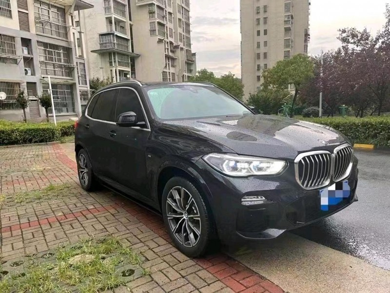 广州21年宝马X52