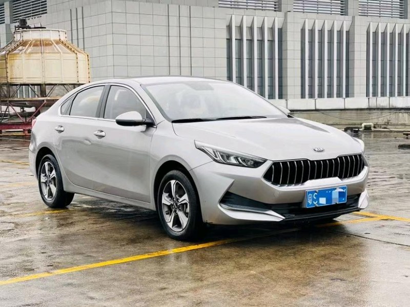 东莞19年起亚K33