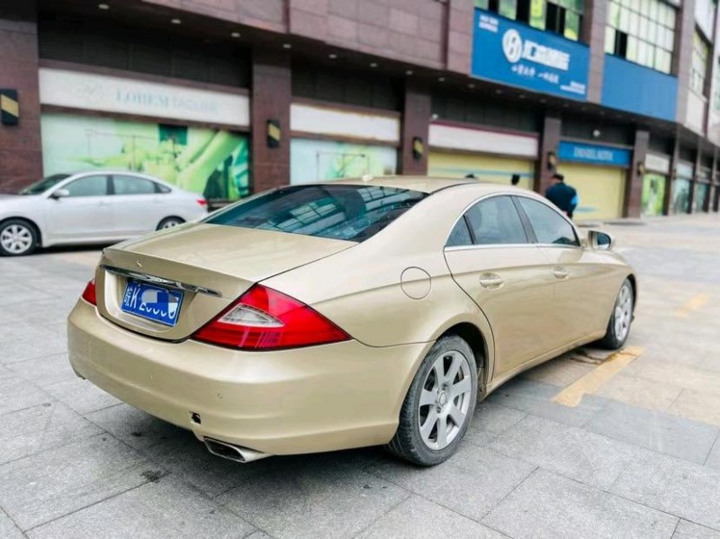 东莞11年奔驰CLS3