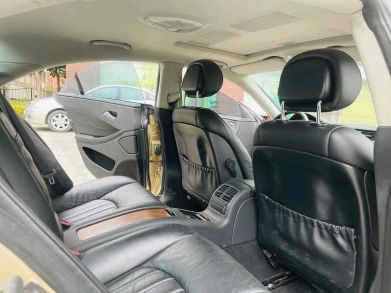 东莞11年奔驰CLS6