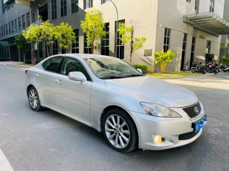 东莞09年雷克萨斯IS3