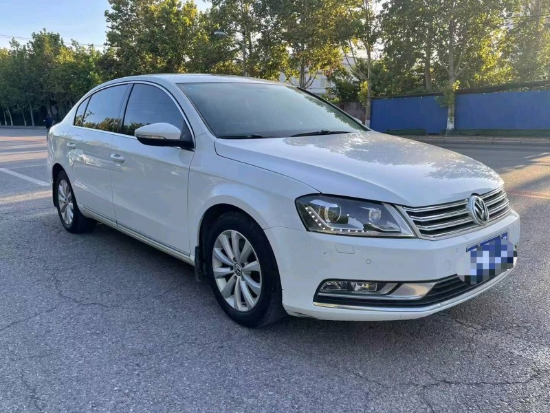 保定14年大众迈腾2