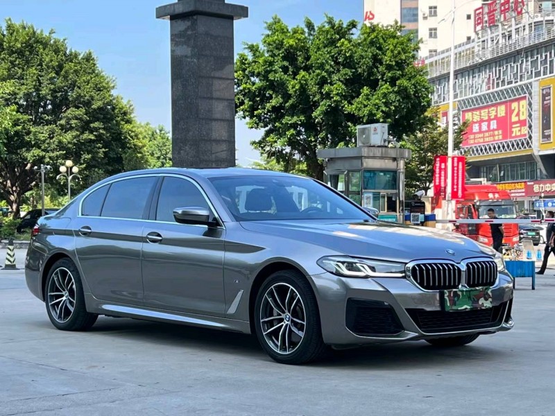 东莞21年宝马5系新能源2