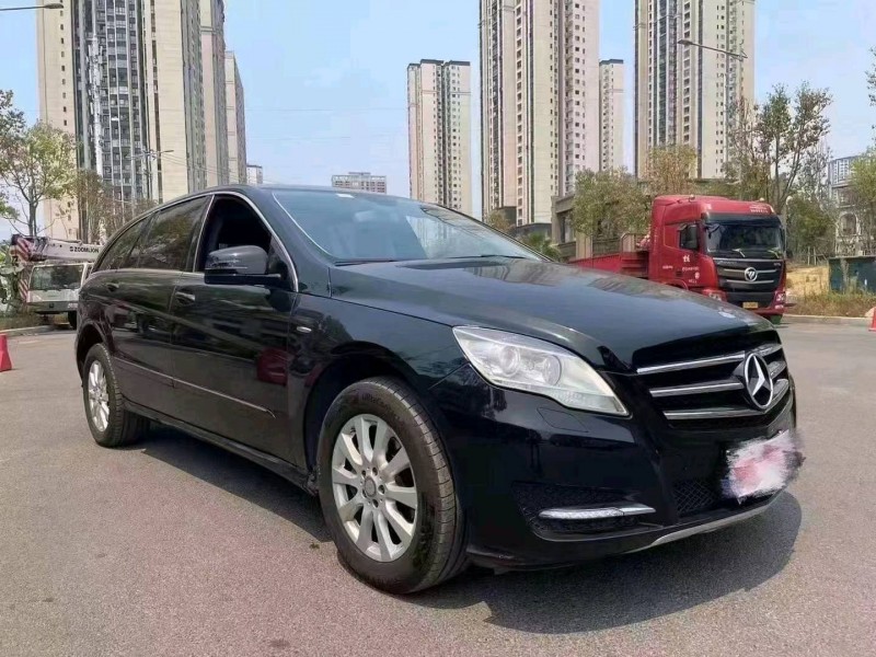 重庆17年奔驰R4