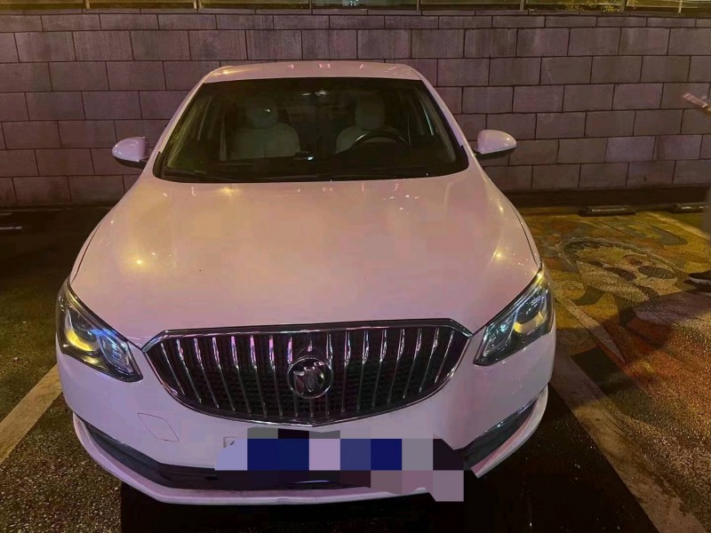 重庆17年别克英朗8