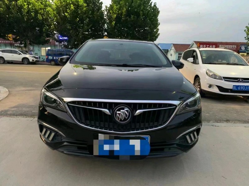 东营19年别克威朗9