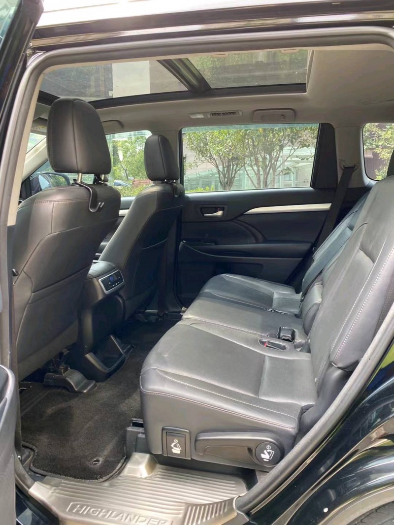 淮南17年丰田汉兰达8