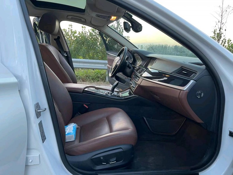 徐州17年宝马5系4