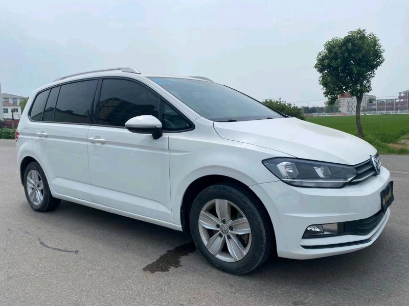 徐州17年大众途安7