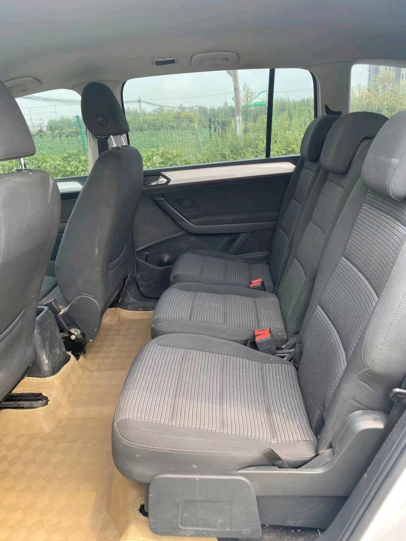 徐州17年大众途安5