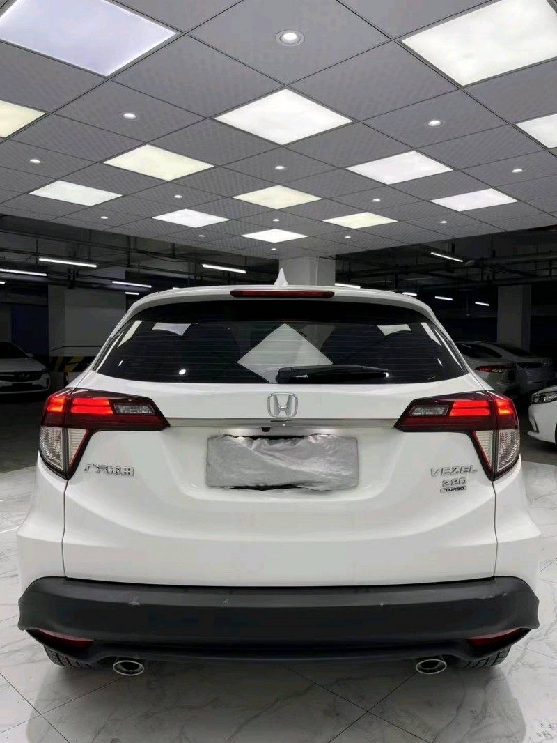 成都19年本田缤智5