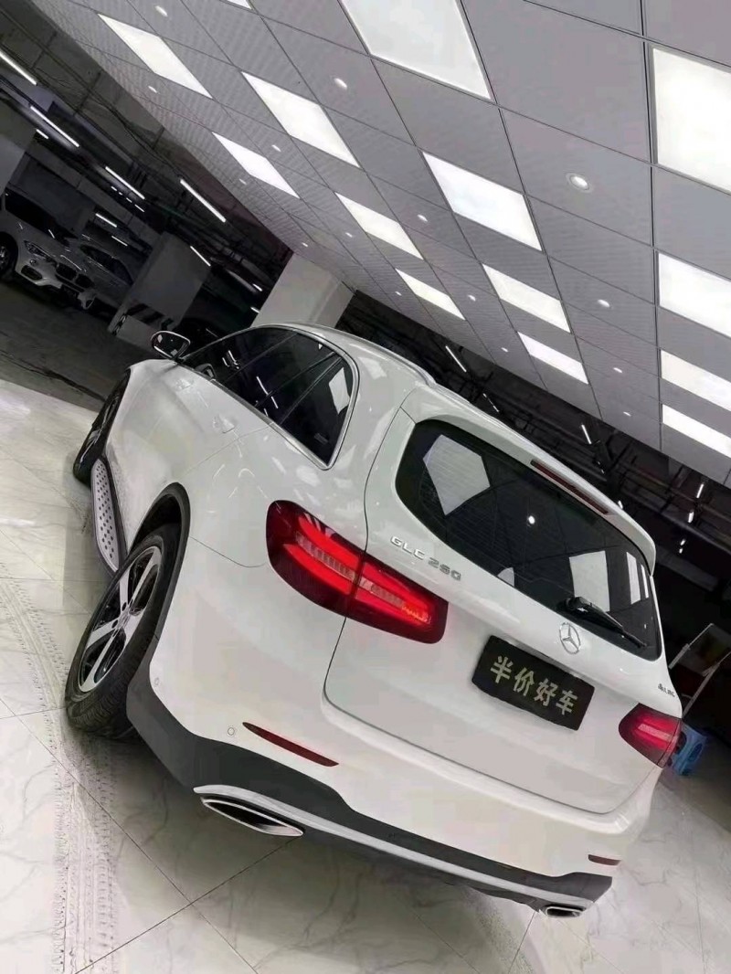 成都18年奔驰GLC8