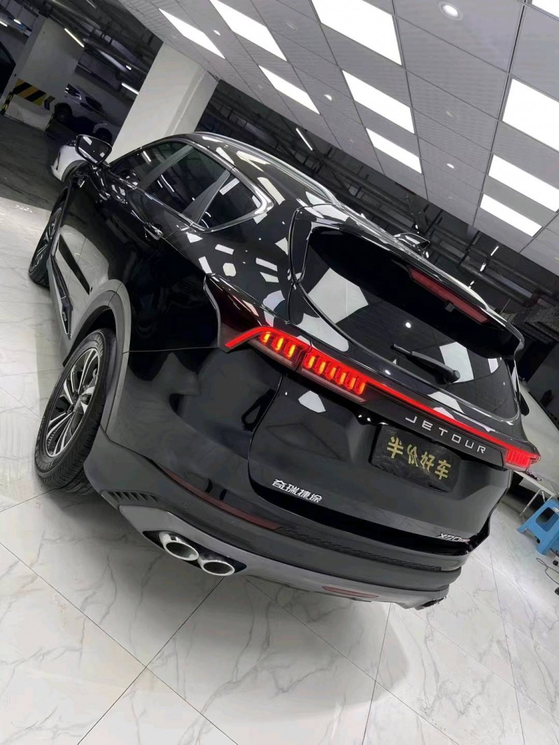 成都21年奇瑞捷途X702