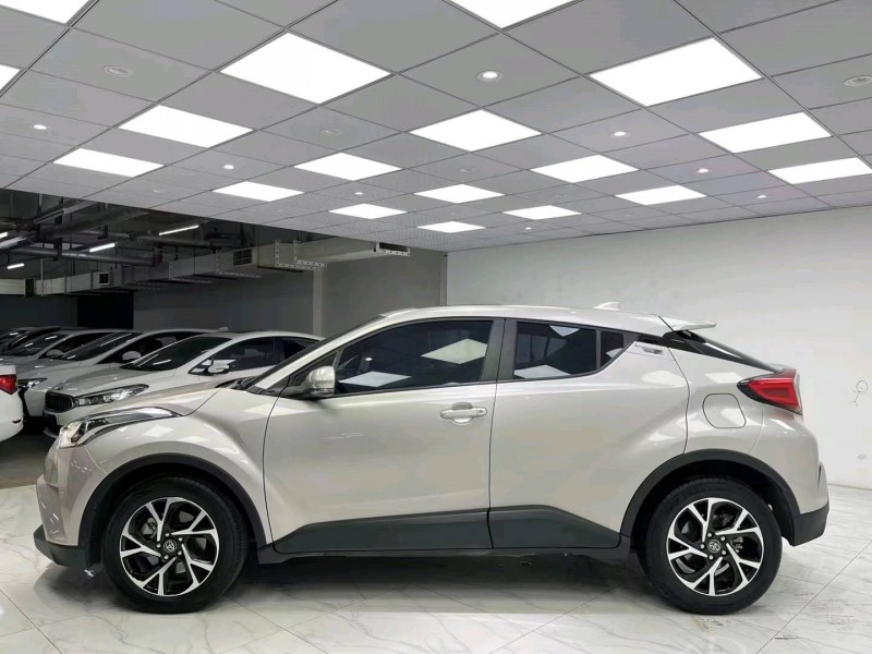 成都21年丰田奕泽3