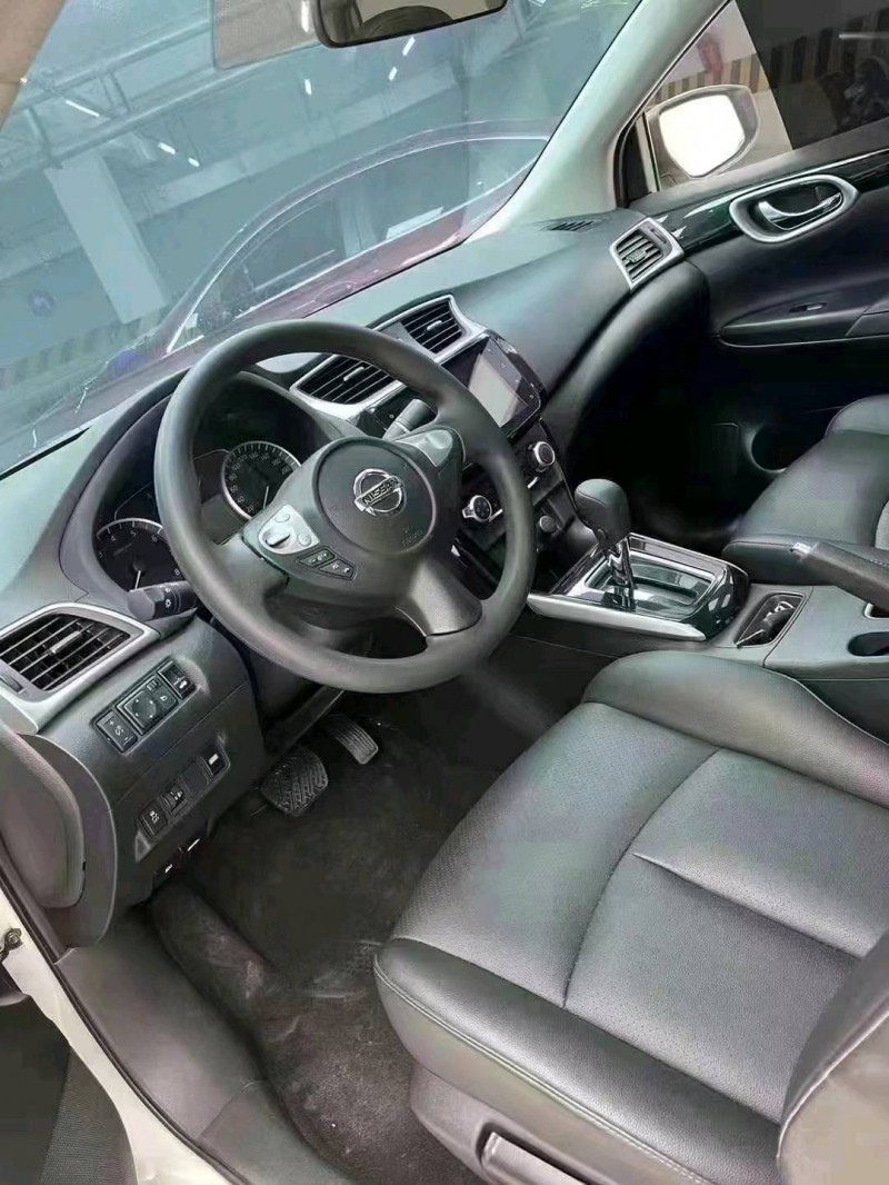 成都20年日产轩逸4