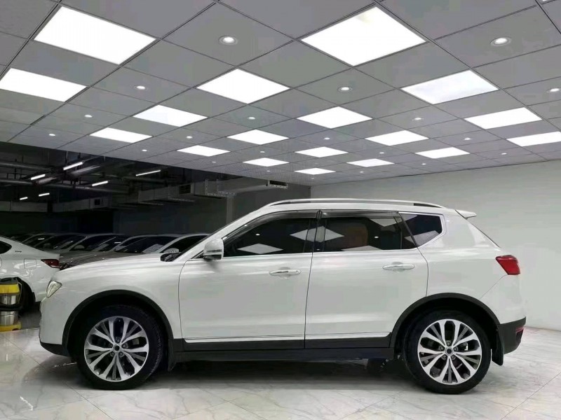 成都17年哈弗H73