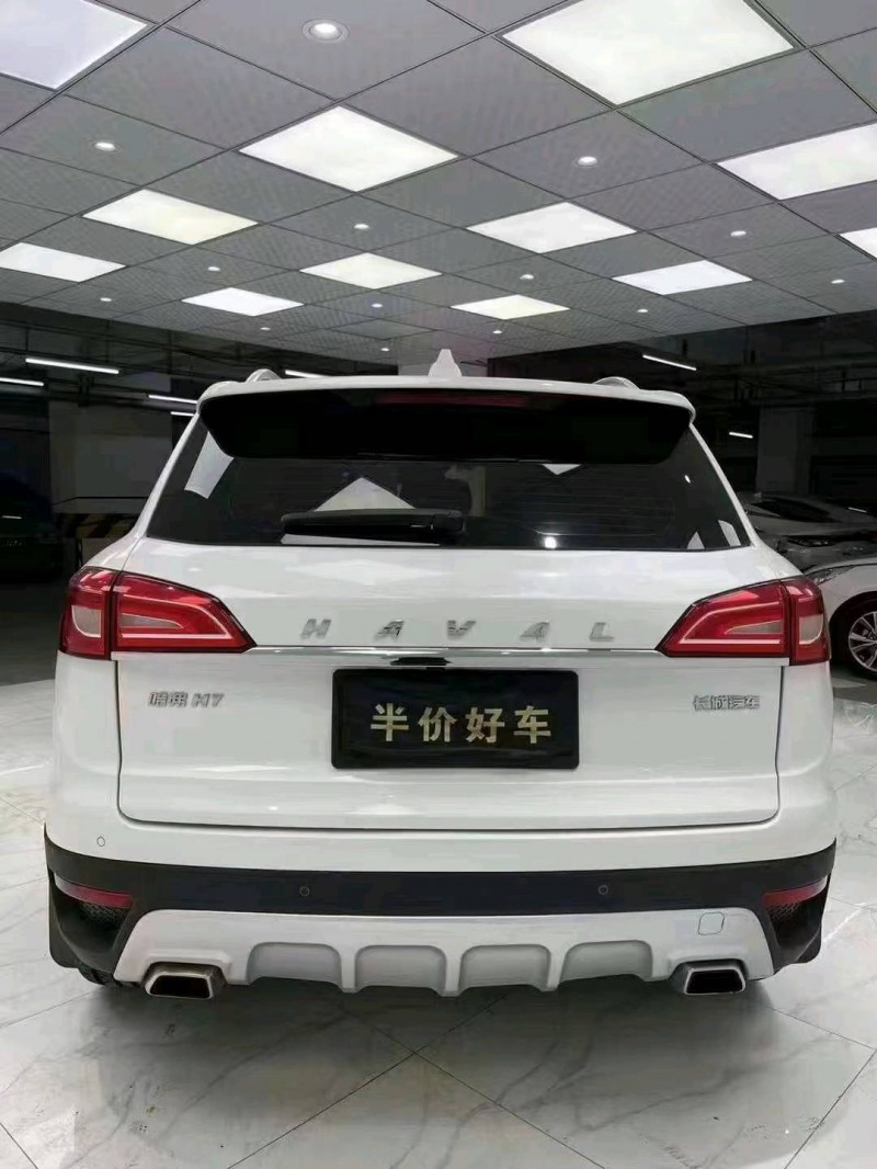 成都17年哈弗H75