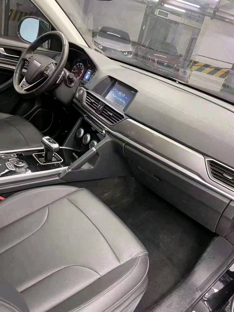 成都18年哈弗H68