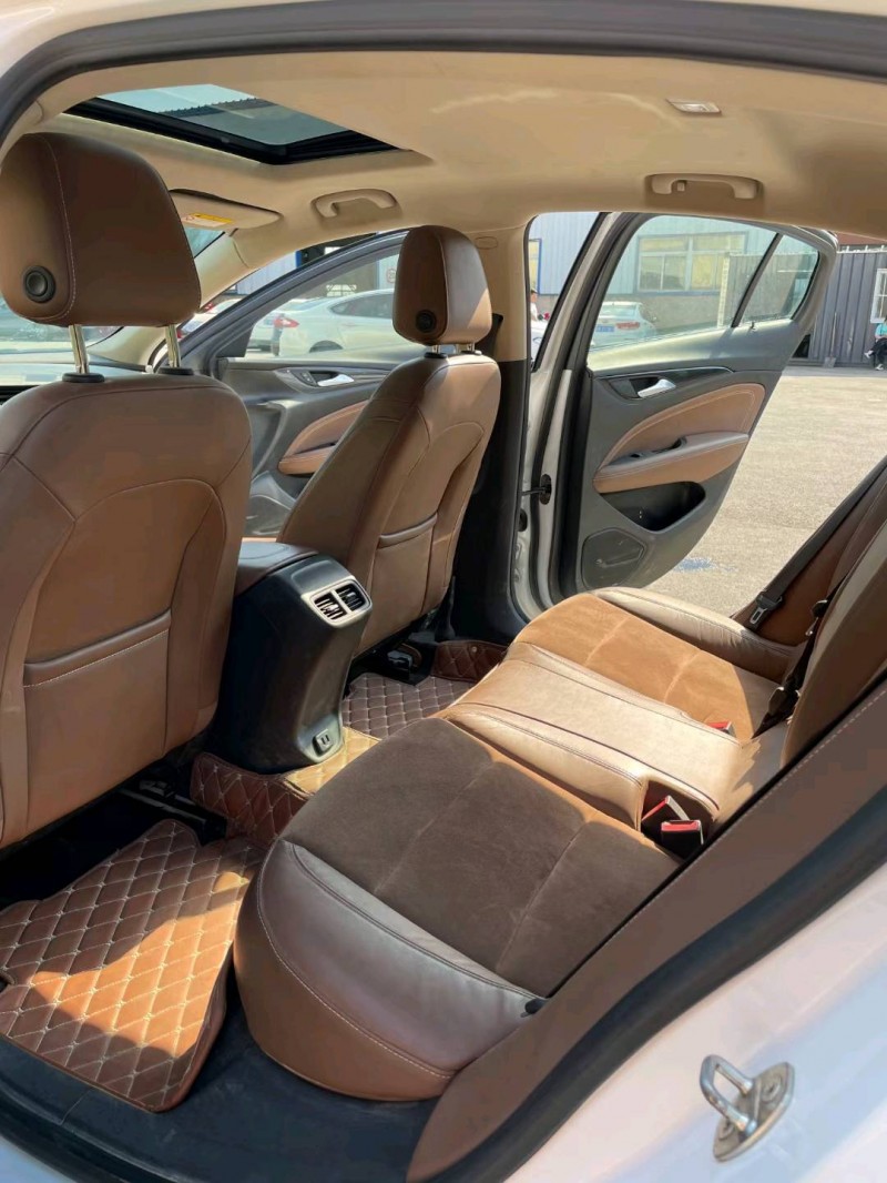 沈阳17年别克君威4