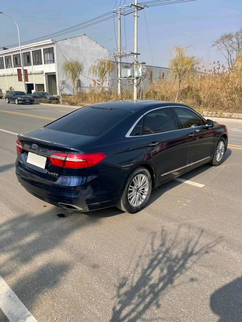 徐州16年福特金牛座8