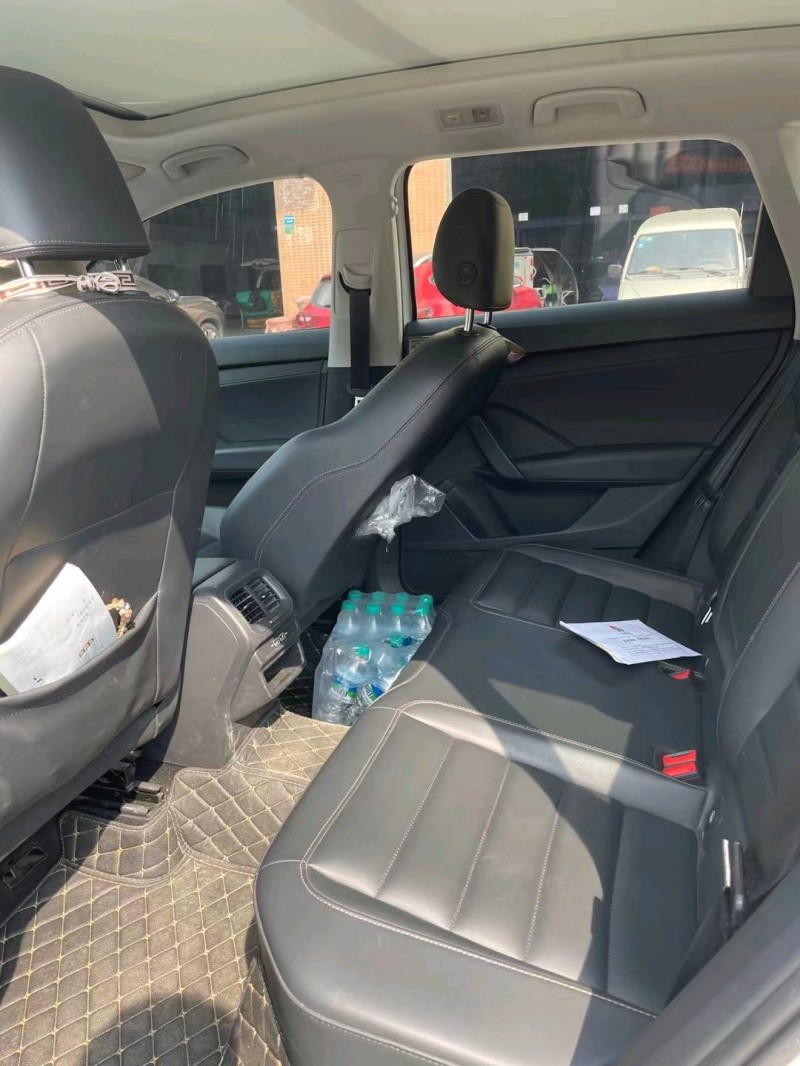 东莞20年大众途岳6