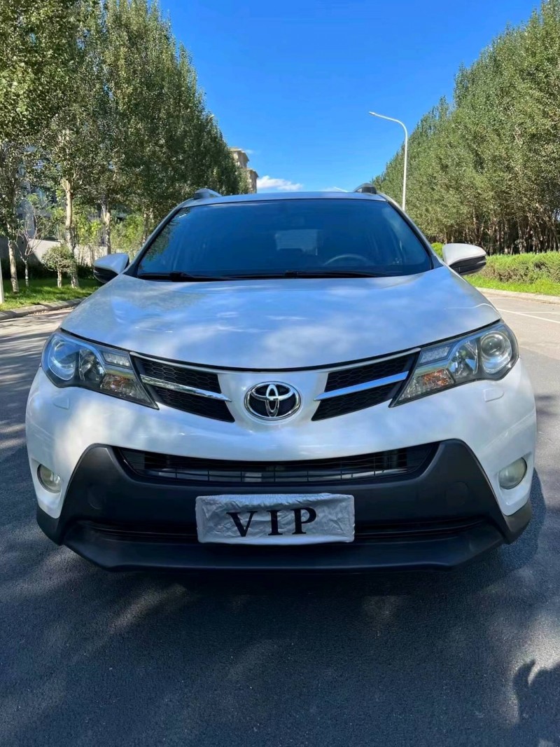沈阳16年丰田RAV4荣放1