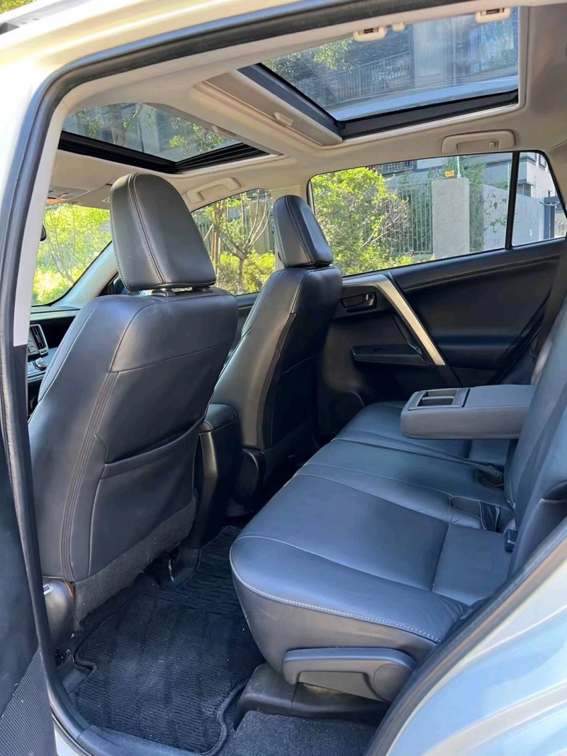 沈阳16年丰田RAV4荣放7