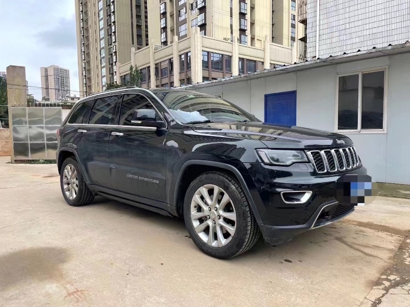 昆明19年Jeep大切諾基8
