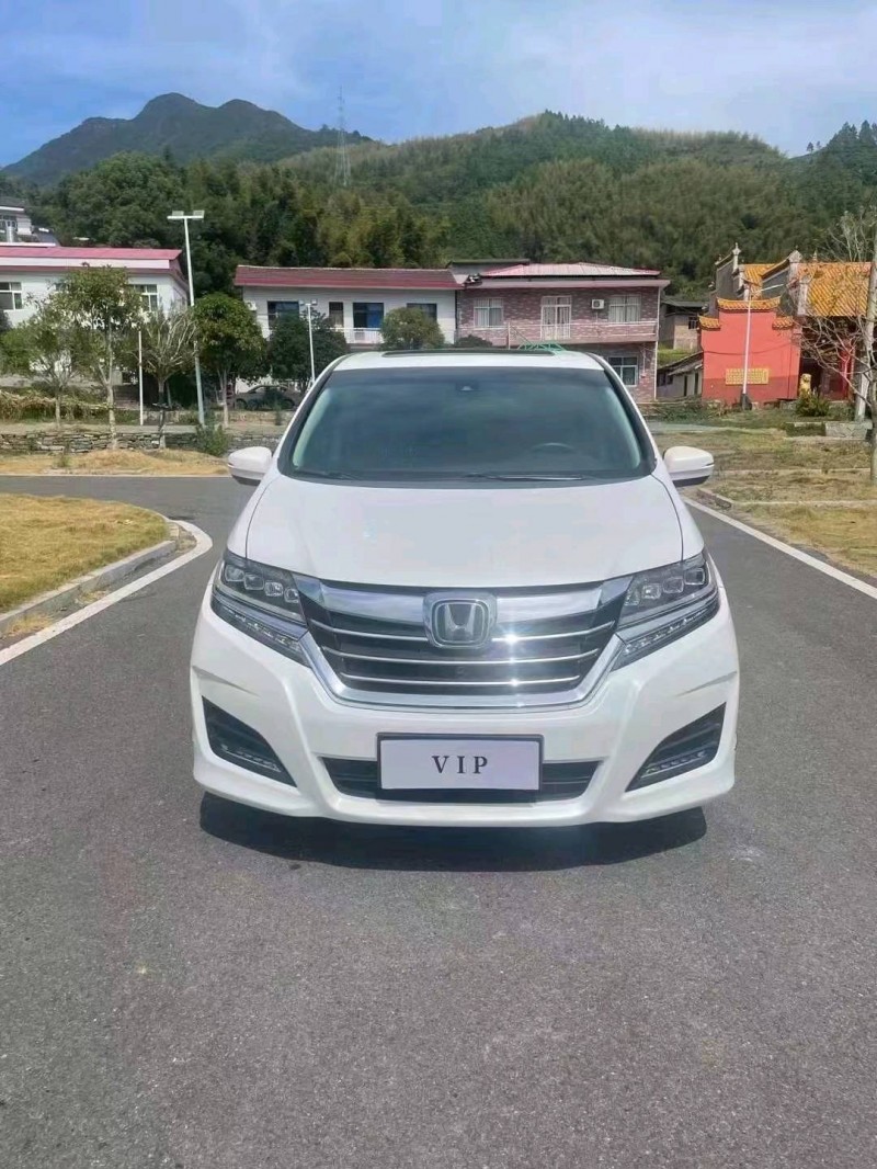 广州18年本田艾力绅1