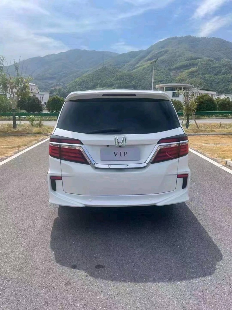 广州18年本田艾力绅2