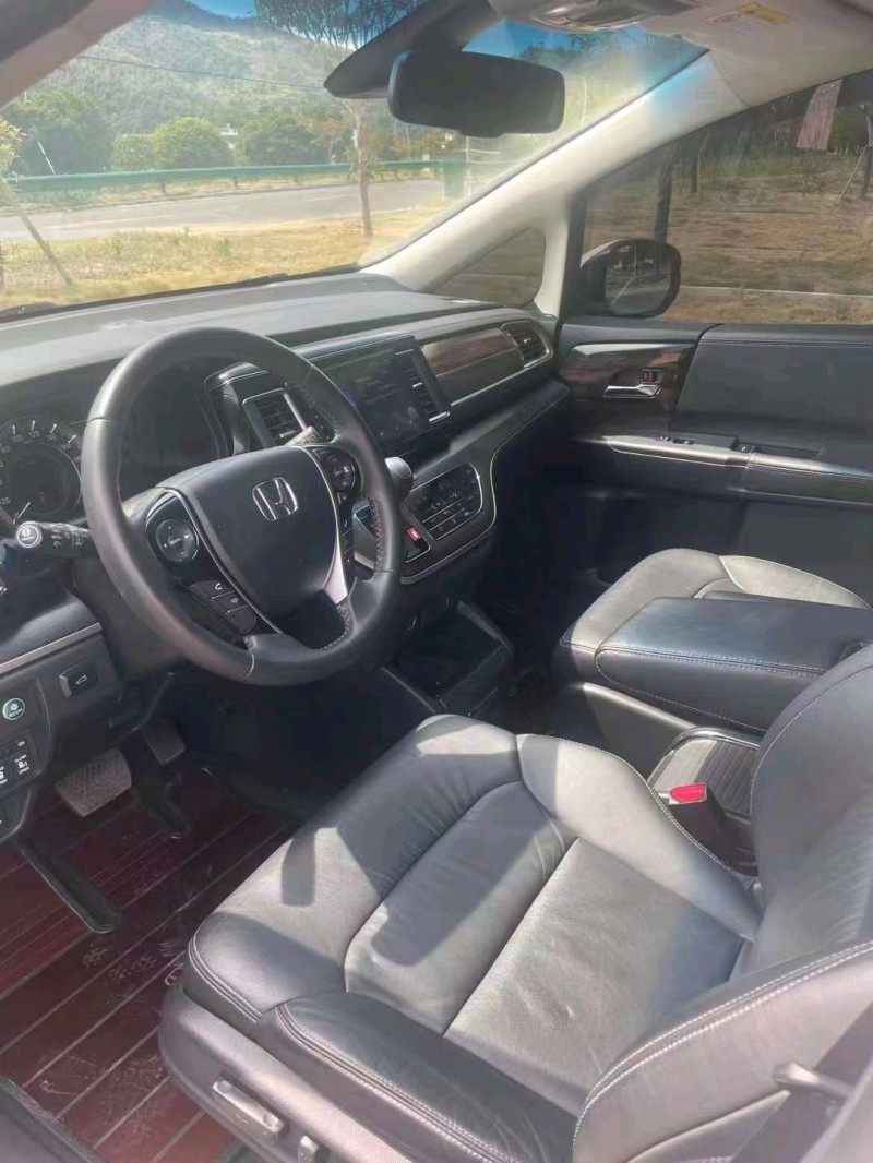 广州18年本田艾力绅4