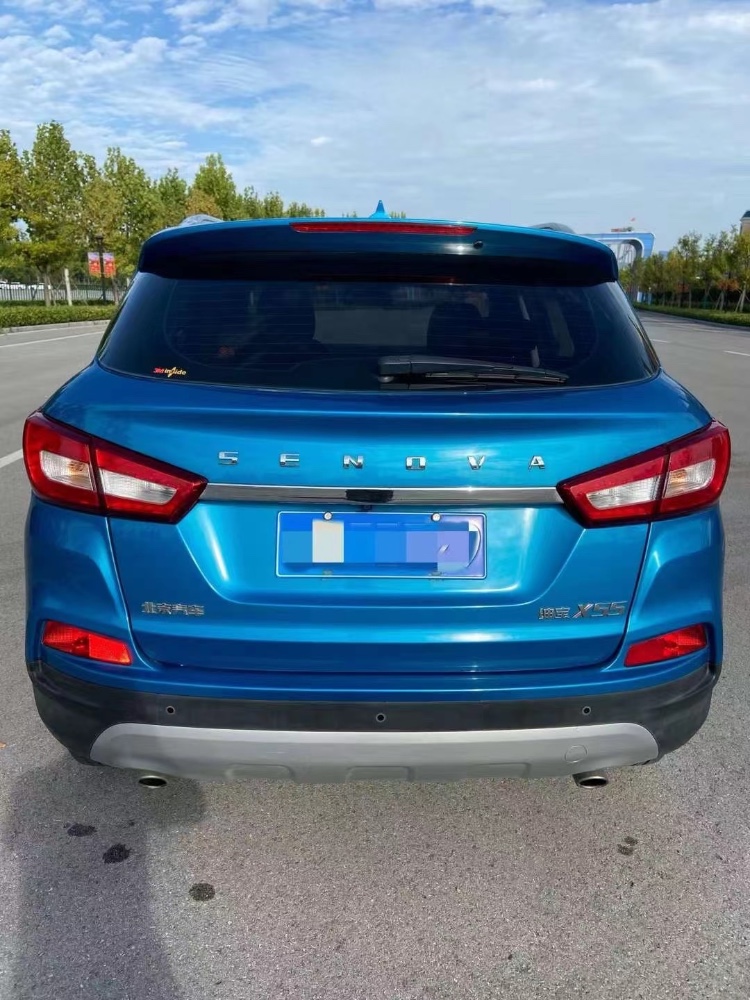 成都17年北汽绅宝X555