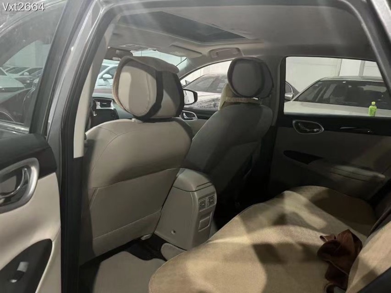 广州21年日产轩逸7