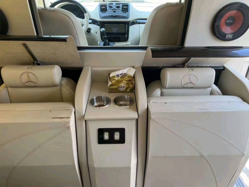 北京13年奔驰威霆7