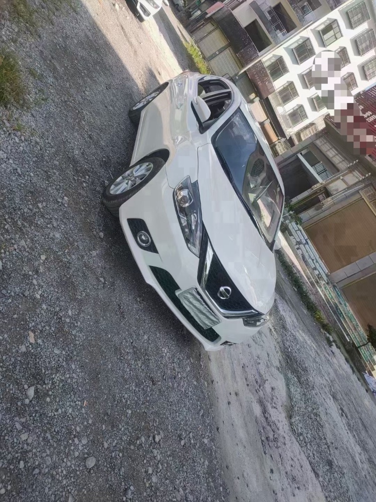 遵義18年日產軒逸5
