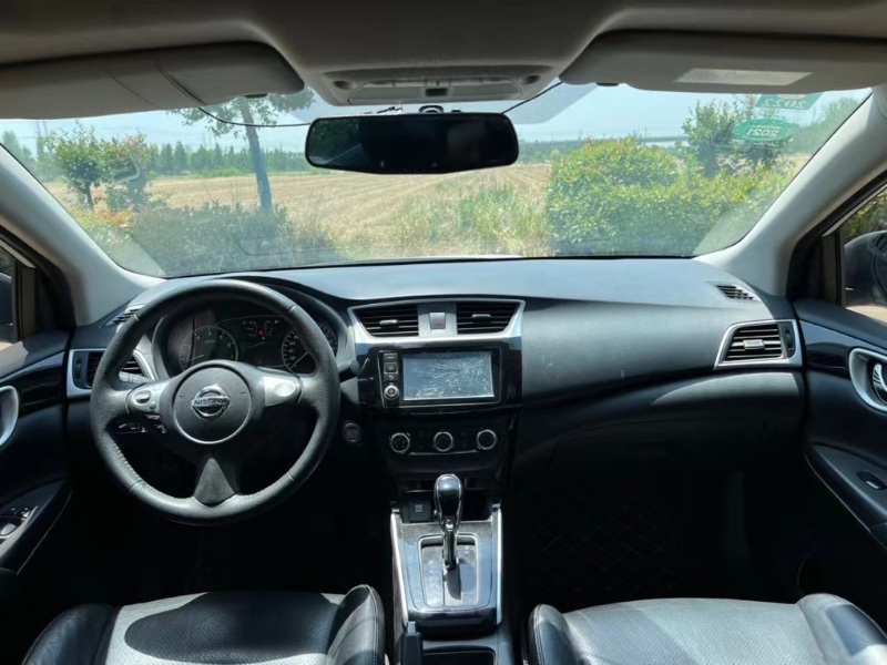 盐城18年日产轩逸3