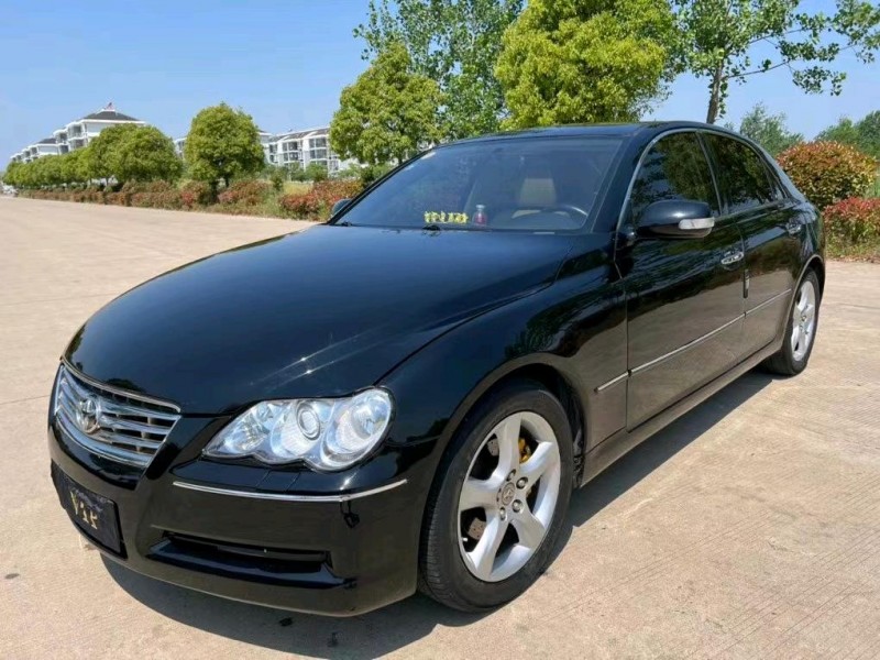 盐城10年丰田锐志2