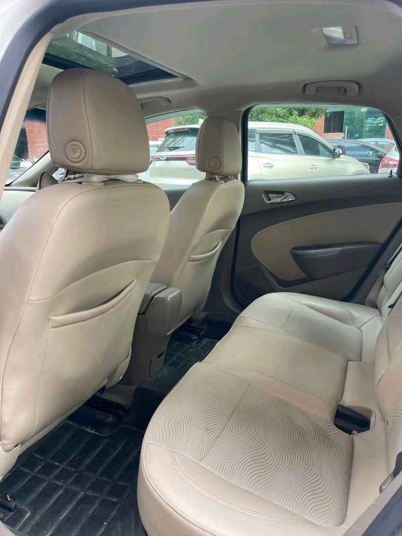 广州13年别克英朗GT8